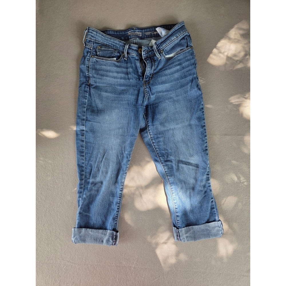 Signature by Levi Strauss & Co Women Modern Capri Jeans Medium Wash Blue Size 4